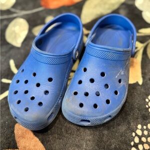 CROCS Blue Sandals with Ventilation and Comfort J3